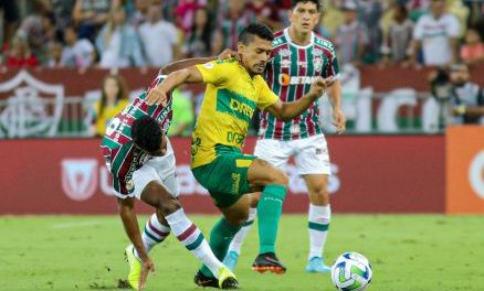 Cuiabá perde para o Fluminense e segue na zona de rebaixamento