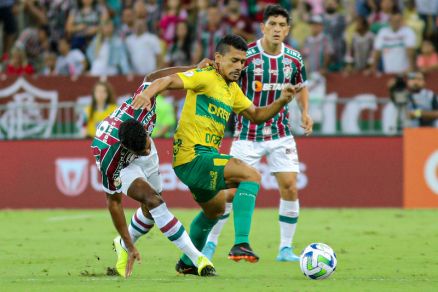 Cuiabá perde para o Fluminense e segue na zona de rebaixamento