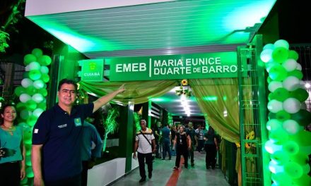 Emanuel Pinheiro entrega terceira etapa da reforma da EMEB Maria Eunice Duarte de Barros