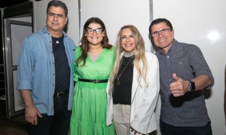 Apresentações repletas de fé e amor da cantora Mídian Lima e a bispa Virginia Arruda lotaram o Parque das Águas