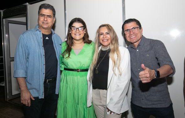 Apresentações repletas de fé e amor da cantora Mídian Lima e a bispa Virginia Arruda lotaram o Parque das Águas