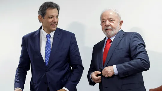 Governo desistiu de mudar cálculo da inflação no marco fiscal por receio de derrota na Câmara