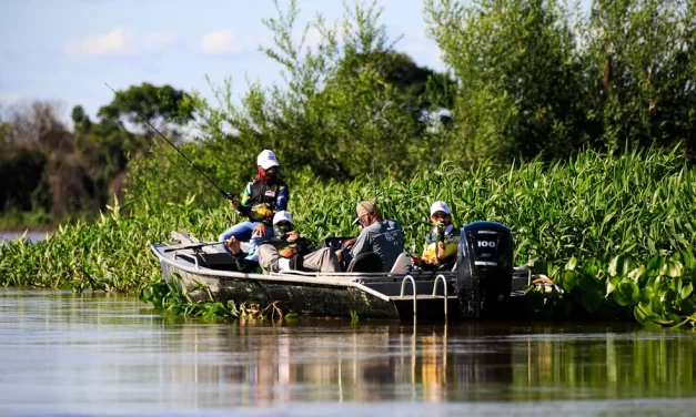 Governo apresenta projeto de lei que proíbe pesca predatória por 5 anos em MT