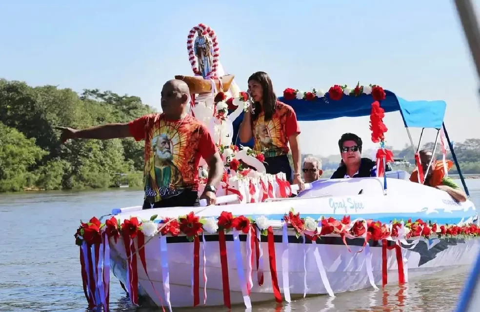 Festa tradicional com concurso de maior comedor de peixe e atrações culturais é realizada em MT