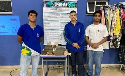 Alunos de escola técnica da Seciteci desenvolvem tijolo sustentável à base de algodão
