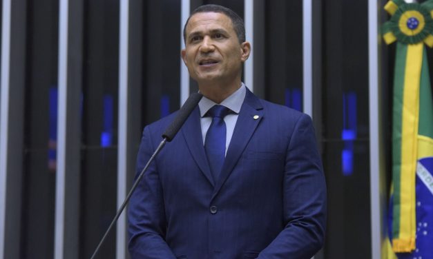 BALANÇO LEGISLATIVO: Com 100% de presença na Câmara, deputado federal Coronel Assis foi autor de 141 propostas em 2024