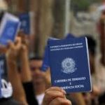 Desemprego cai a 6,1% no trimestre terminado em novembro, o menor patamar da história, diz IBGE