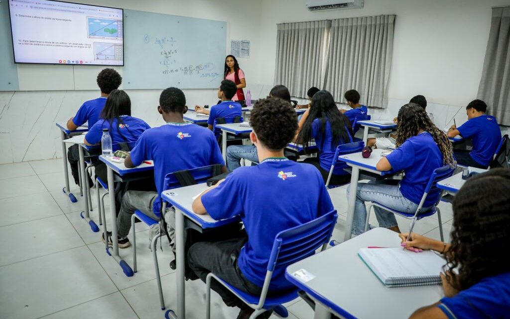 Rede estadual ainda tem mais de 30 mil vagas abertas