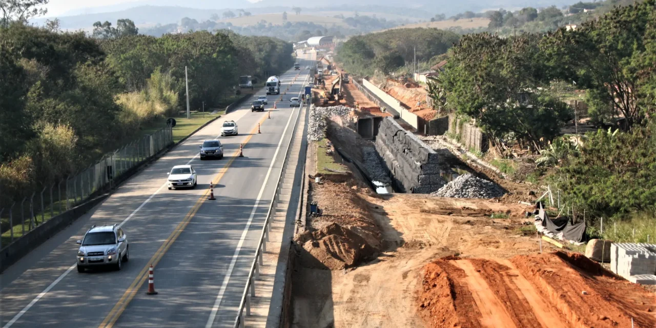 Bloqueios em vias exigem atenção extra dos motoristas