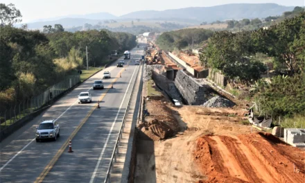Bloqueios em vias exigem atenção extra dos motoristas