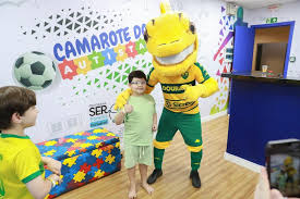 Camarote dos Autistas leva inclusão à Arena Pantanal durante jogo do Cuiabá