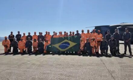 Equipes internacionais seguem trabalho humanitário após terremoto na Venezuela