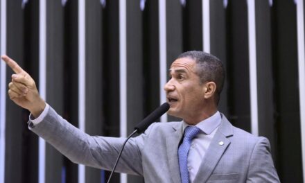 Coronel Assis ganha protagonismo no PL após avanço da PEC da Redução da Maioridade Penal