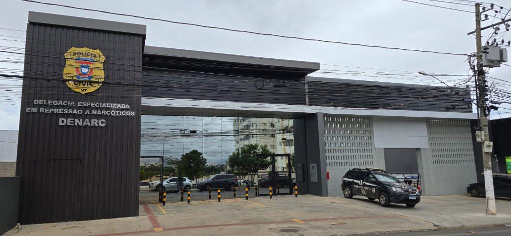 Polícia Civil prende mulher procurada por vários crimes em Cuiabá