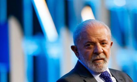 Oposição acusa governo Lula de ampliar gastos enquanto economia enfrenta desafios
