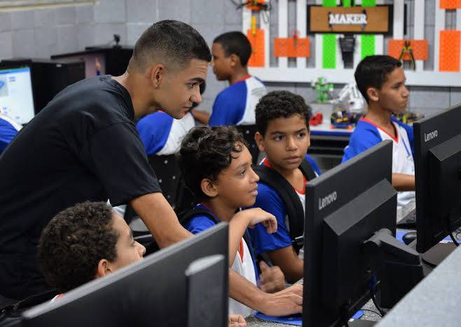 Seduc amplia investimentos em tecnologia e modernização da rede estadual de ensino