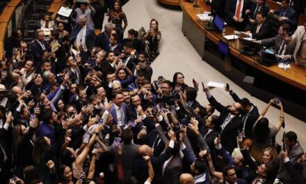 Debate sobre cenário eleitoral de 2026 intensifica articulações entre governo e oposição